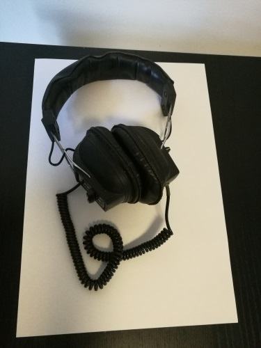Vintage slušalice iz 70-tih godina