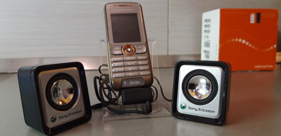 Sony Ericsson W200i,fontele