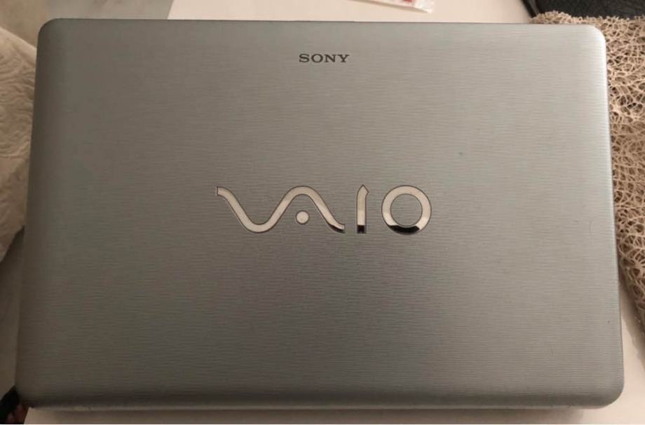 Sony Vaio VGN-NW220F