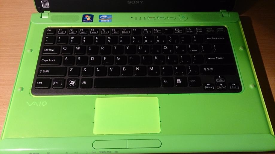 Sony VAIO VPCCA22FX/G Laptop GREEN