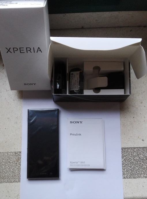 Najpovoljnija cijena !!  Novi mobitel SONY XPERIA XA1, crni