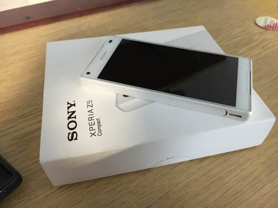 Sony Xperia Z5 compact 10/10