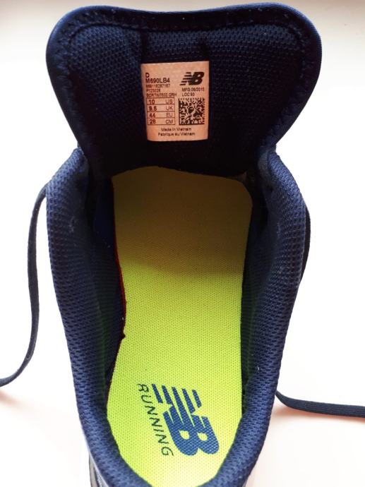 new balance speed ride strobe