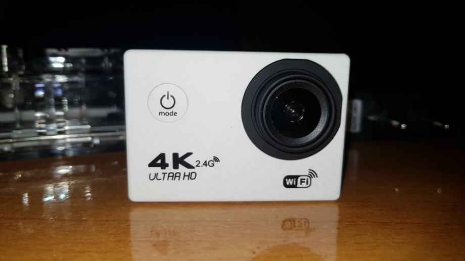 Sportska kamera 4K WiFi 1080 P F60R Ultra HD Vodootporna 30M *NOVO