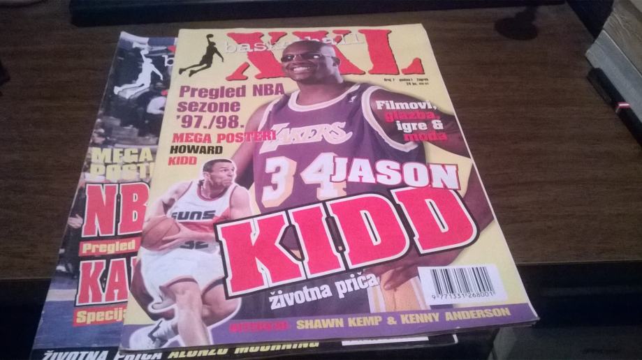 XXL BASKETBALL ČASOPIS + POSTER