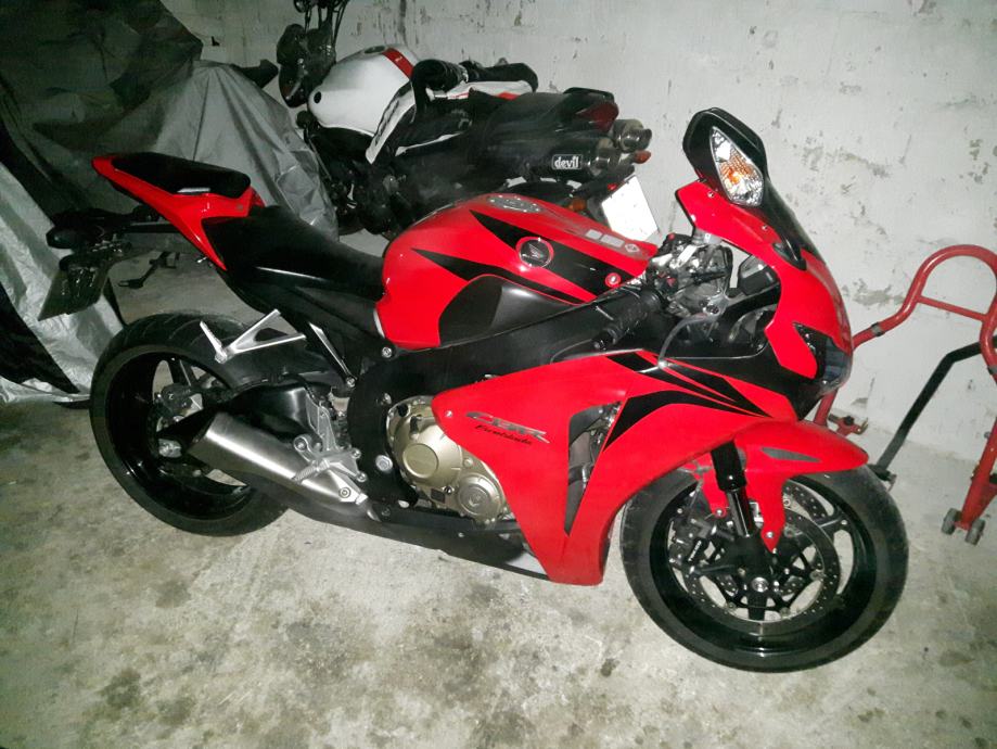 Honda Cbr 1000 Rr Sc 59 2009 God honda-cbr-1000-rr-sc-59-2009-god