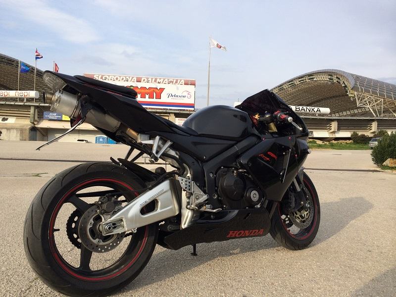 Honda cb 600 rr