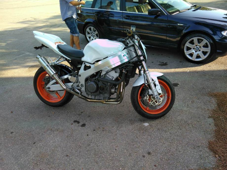 Honda cbr 919 fireblade