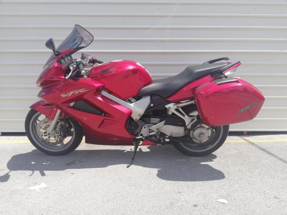 Honda vfr 800 2006