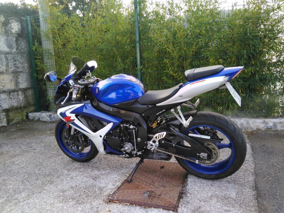 Suzuki Gsxr 600 600 Vozi se sa a2 Kategorijom, 2006 god.