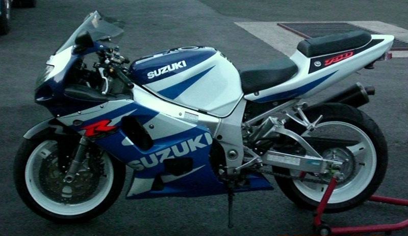 Suzuki gsxr 750, 2001 god.