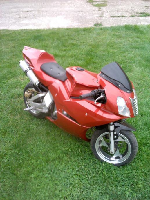 x22 Super pocket bike 110 cm3, 2009 god.