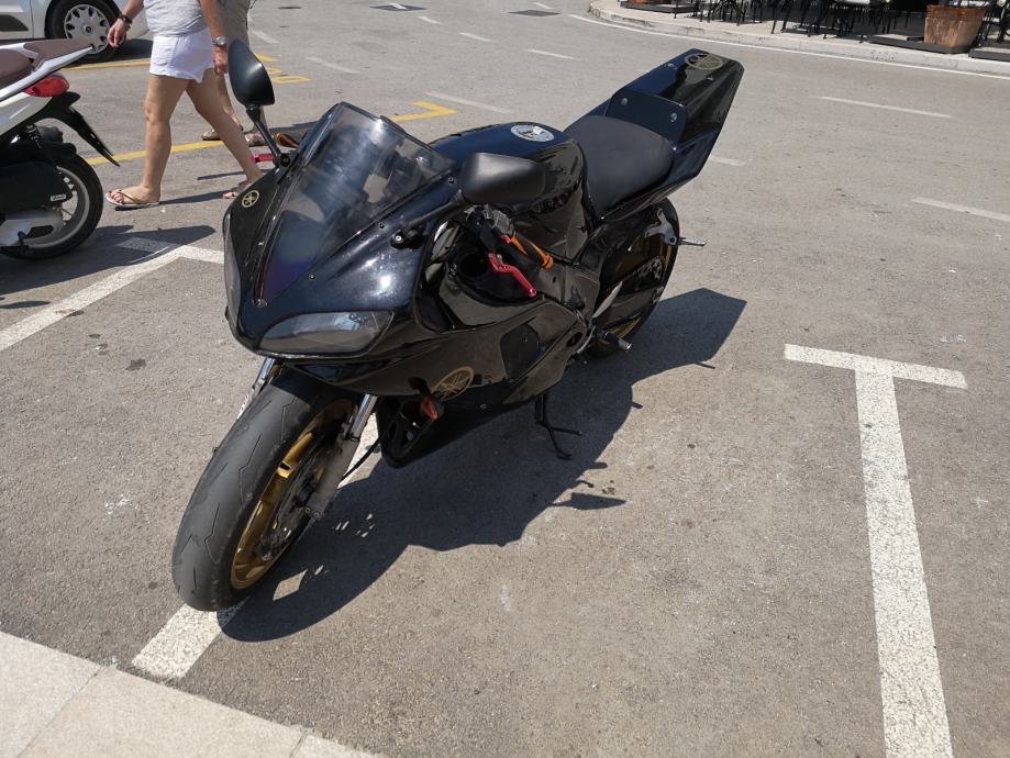 Yamaha Fzr 1000 cm3 R1, 1993 god.