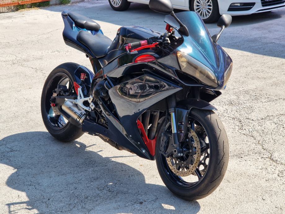 YAMAHA*R1*2009.G**26TKM*PERLA BOJA*SC ISPUH*4990E, 2009 god.