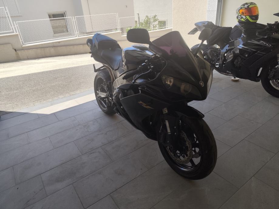 Yamaha r1 999 cm3, 2007 god.