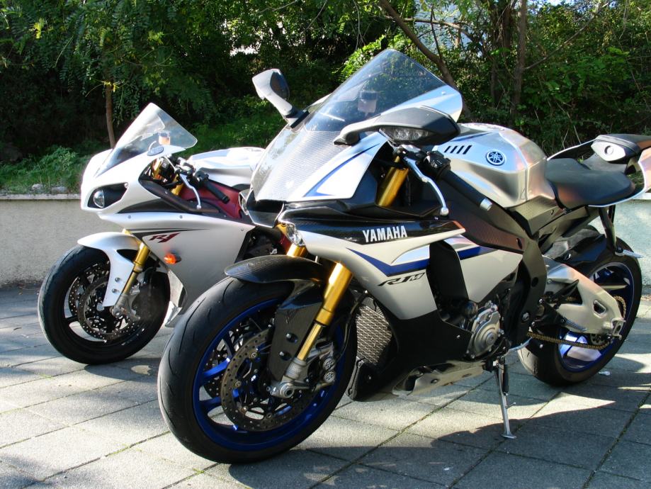 Yamaha R1, R1M 999 cm3, 2015 god.