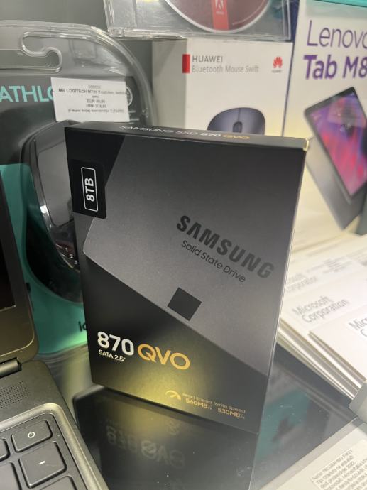 Samsung 870 QVO SSD 8TB 2,5" SATA MZ-77Q8T0BW NOVO Račun