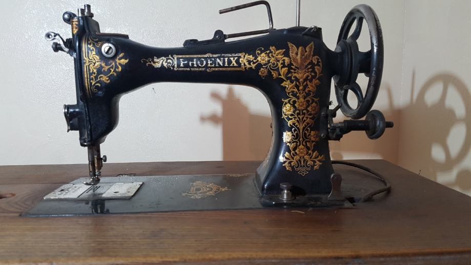 phoenix---stara šivaća mašina