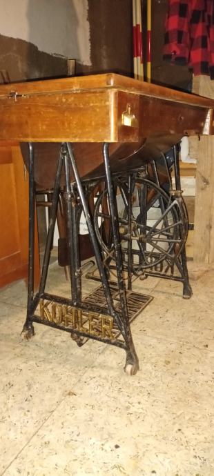 Stara šivaća mašina - Kohler