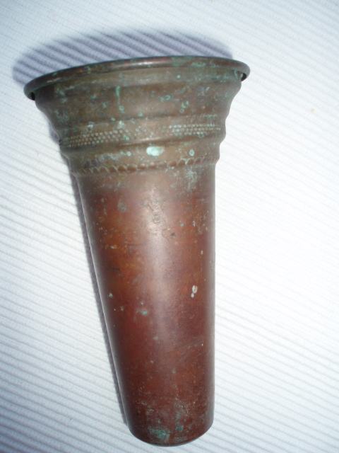 stari bakreni uložak za vazu