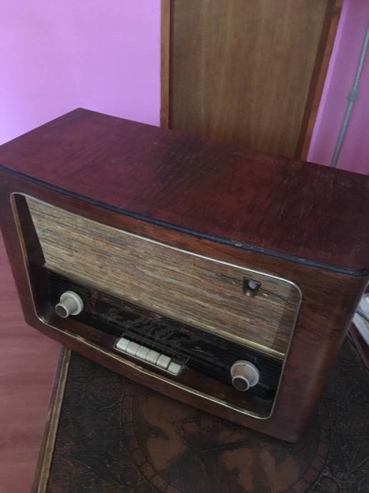 Stari radio
