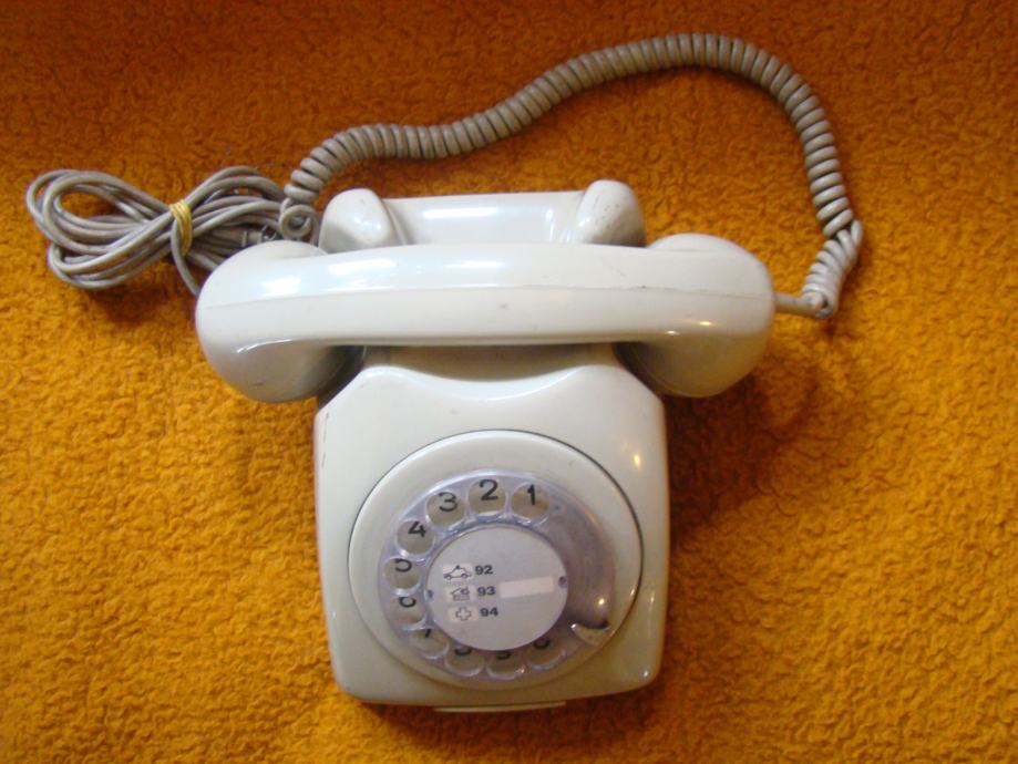 Stari telefon - Ei Niš ATA 80