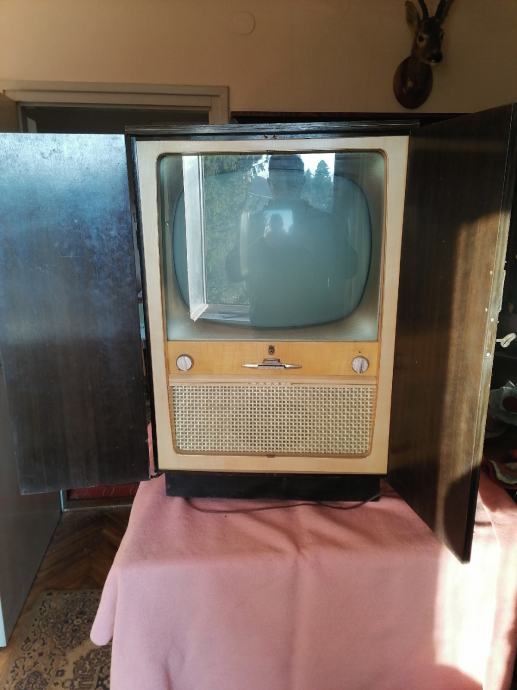 televizor grunding stariji od 55g