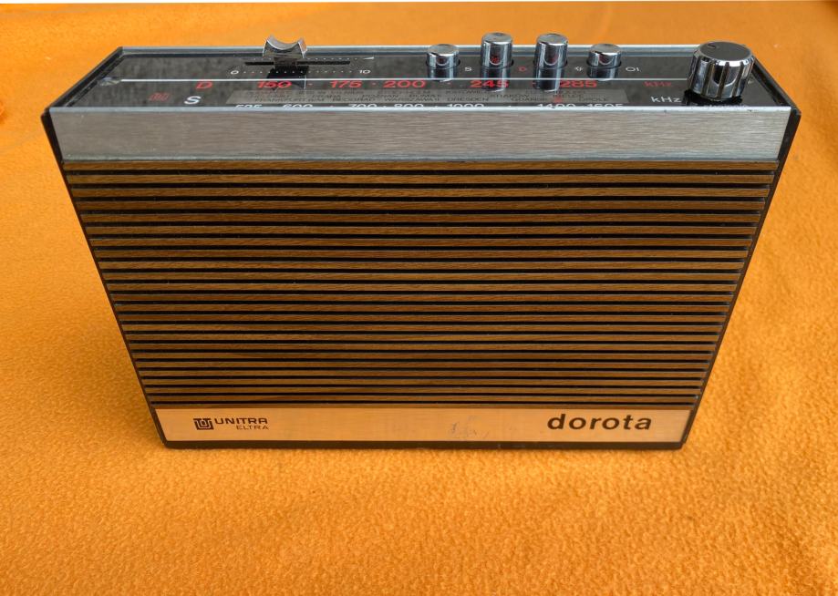 Unitra Dorota - Stari radio