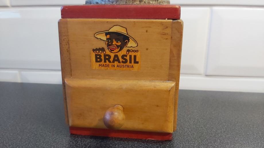 Vintage mlinac za kavu Brasil   (KT5)