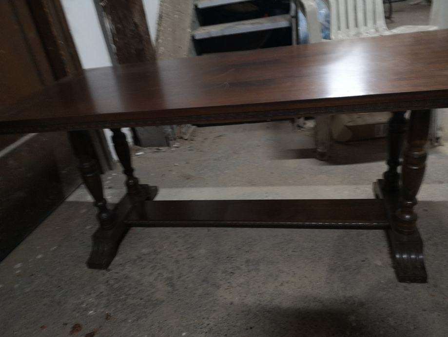 Antikni drveni stol od mahagonija