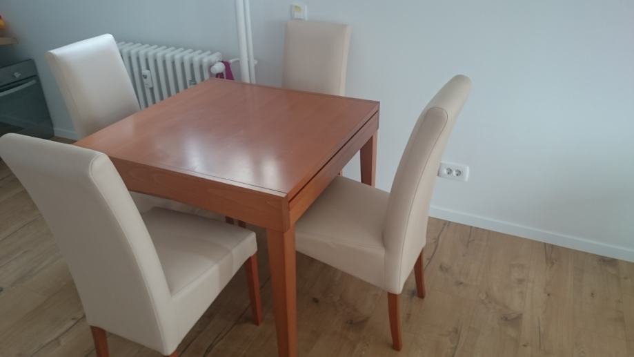 Kuhinjski stol i stolice
