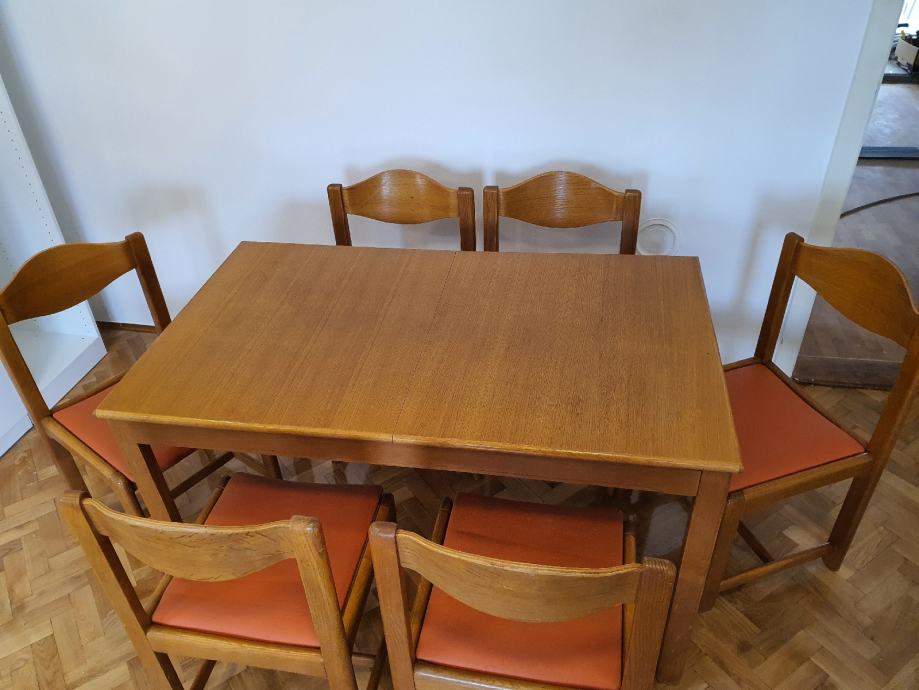 Progoniti Iskusna osoba s vremenom  prodaje se očuvani kuhinjski stol na razvlačenje sa 6 stolica