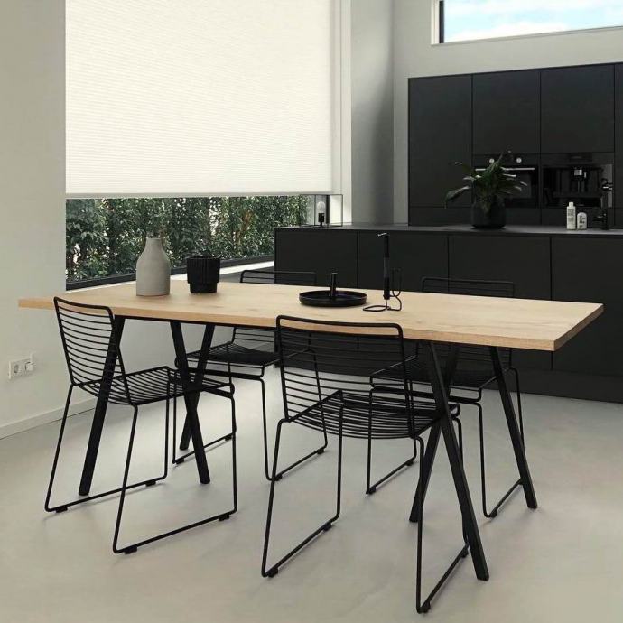 • Popust • Dizajnerski stol za blagovaonicu ili ured