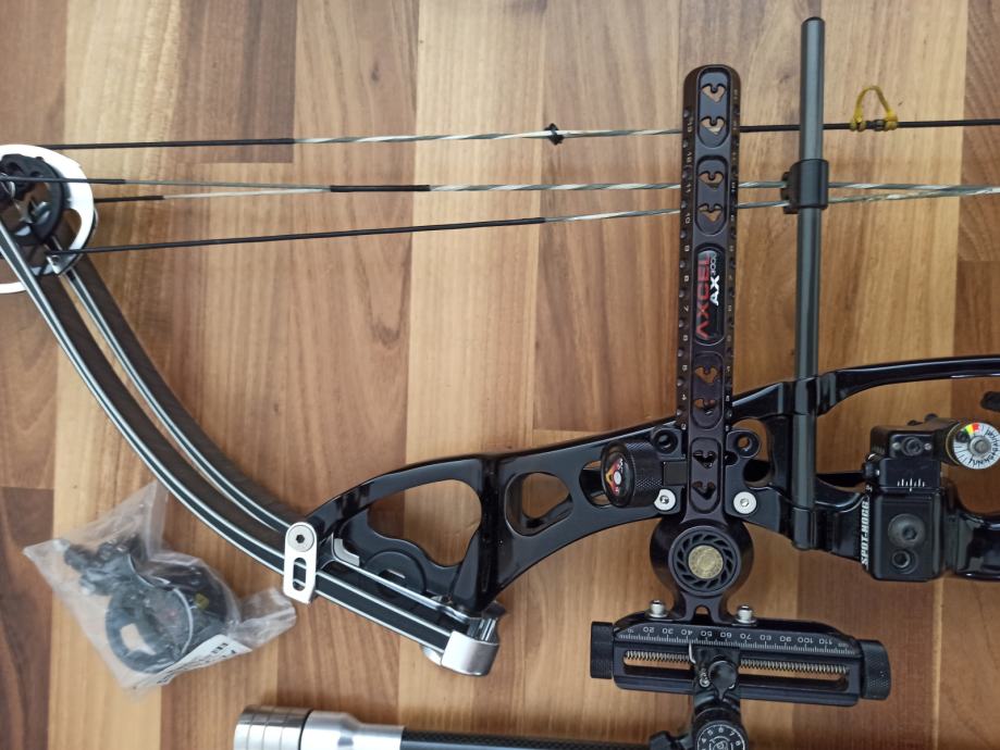 Hoyt Contender Elite XT2000 pro series LH (za lijevaka), komplet