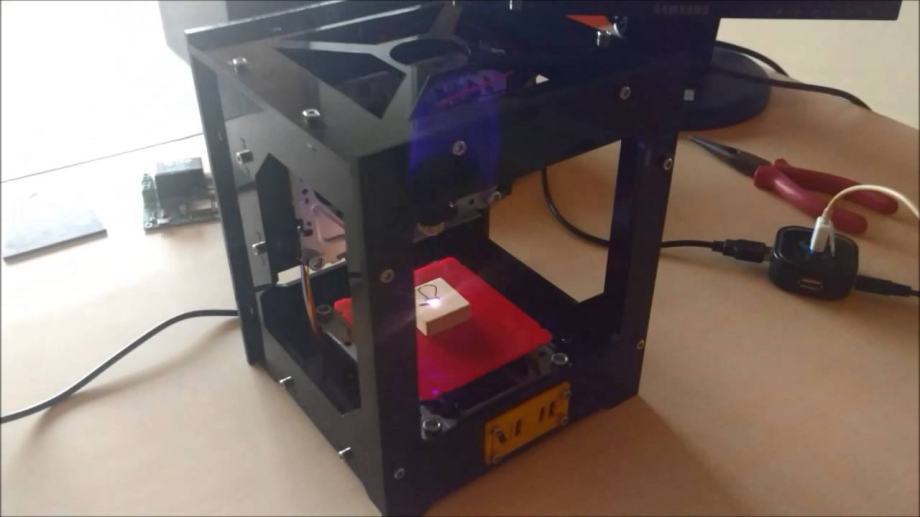 Laser za graviranje ( laser engraver ) 1000 mW 600 kn