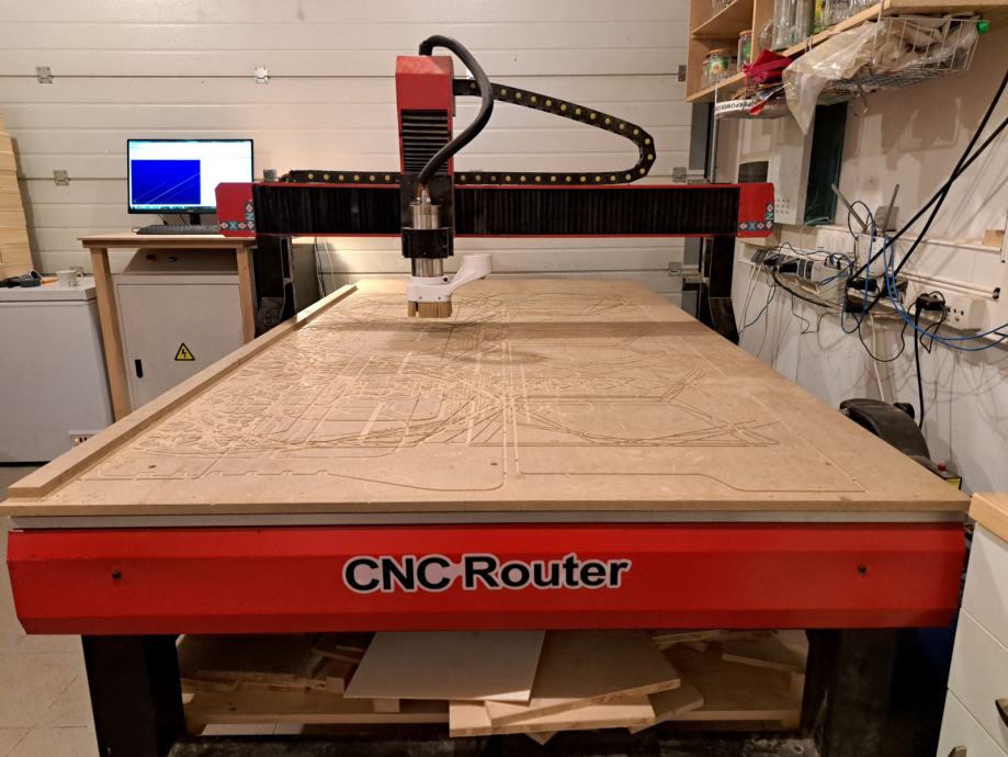 CNC glodalica 250 x 125 cm