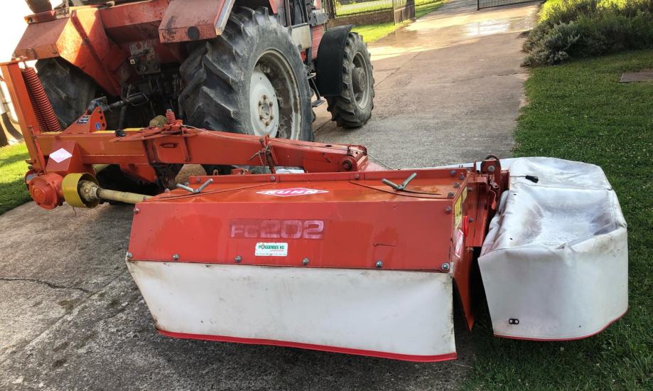 Traktorska kosilica KUHN FC 202