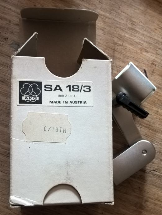 AKG SA 18/3 Microphone Holder Clip for 414 C414EB ili CK 9