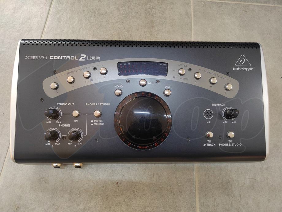 Behringer Xenyx Control2USB studijski kontroler (36 rata)
