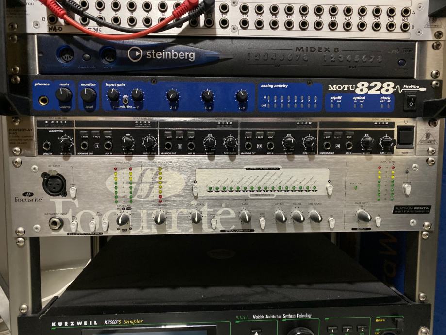 FOCUSRITE PLATINUM PENTA rack predpojačalo/compressor