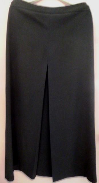 STEFANEL crna suknja