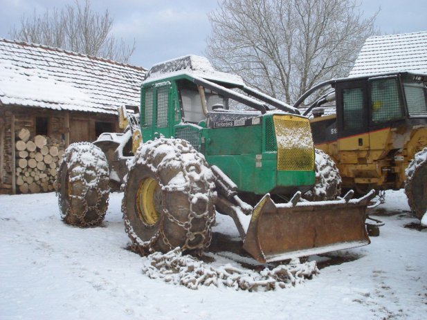 šumski traktor Timberjack 240 C