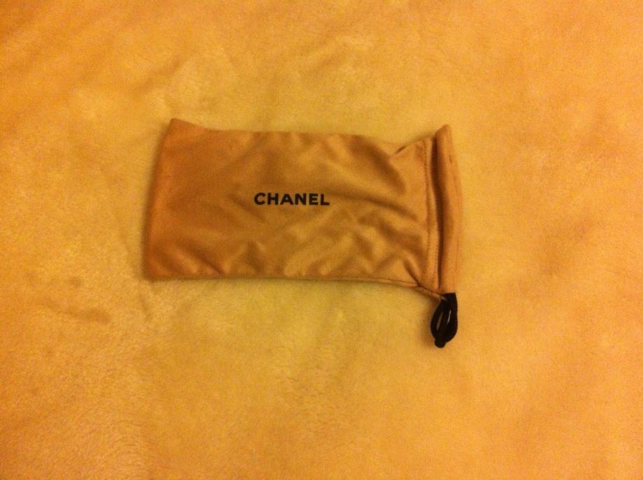 Chanel etui (meka futrola) za naočale