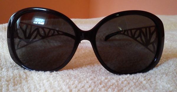 GUESS crne sunčane naočale