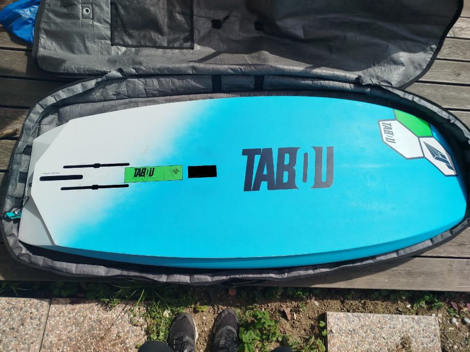 Set F2 Foilboard 120L Rouge Avec Alu Foil 2000 - Modèle 2025 Neuf