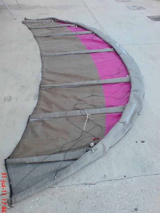 Kite Slingshot Turbo Diesel 8m + torba za samo 750kn