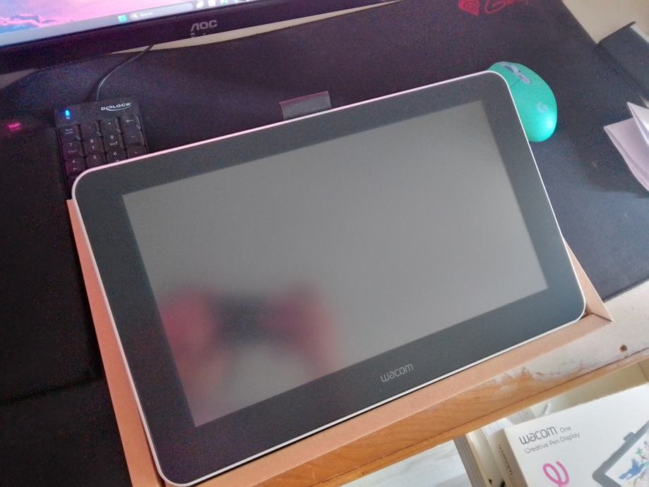 One 13 Graficki tablet