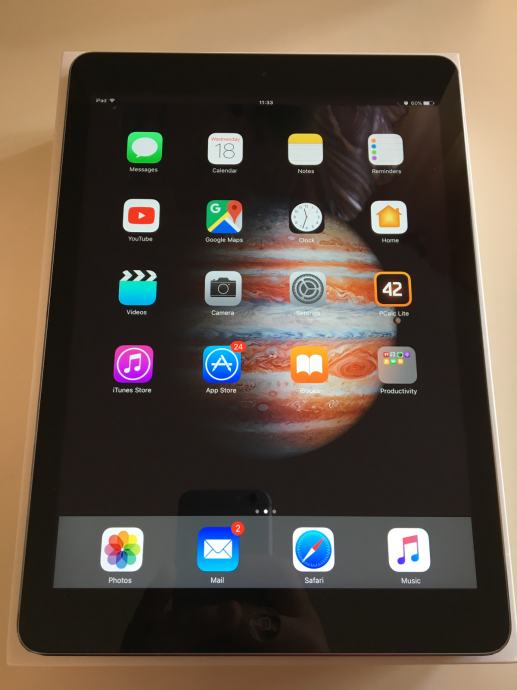 Apple iPad Air, 16GB WiFi, sivi