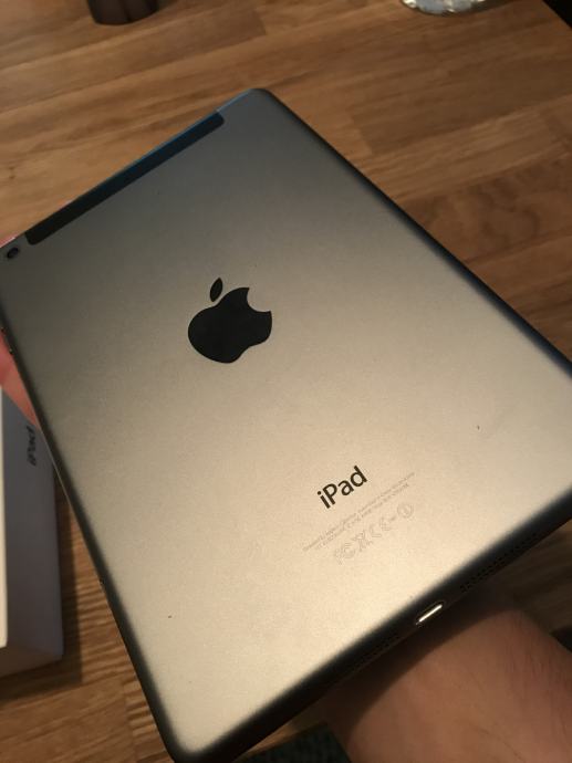 2019 Apple iPad Mini (7,9-pouces, Wi-Fi, 64 Go) Gris Sidéral (Reconditionné