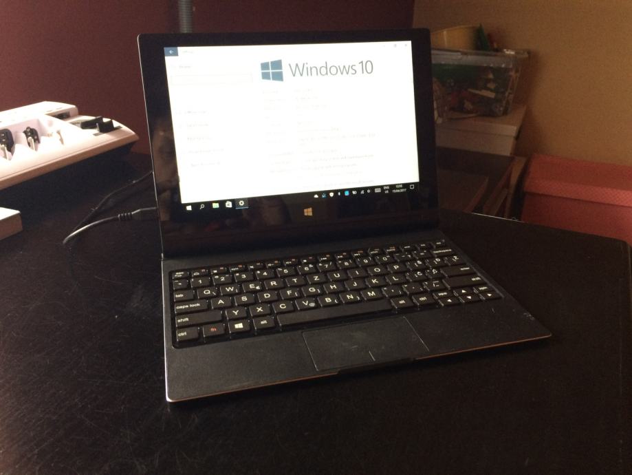 Lenovo Yoga Tablet 2-1051 - 10.1"
